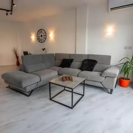 Apartment Seafront Penthouse Paradise Views Of Balluta Bay *