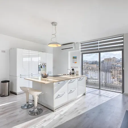 Seafront Penthouse Paradise Views Of Balluta Bay Daire Saint Julian's