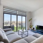 Seafront Penthouse Paradise Views Of Balluta Bay Appartement