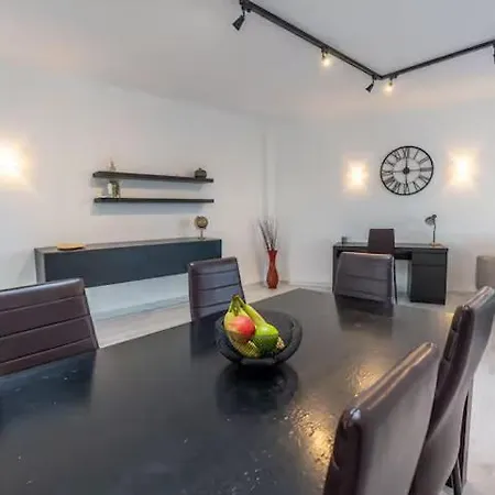 Daire Seafront Penthouse Paradise Views Of Balluta Bay Saint Julian's