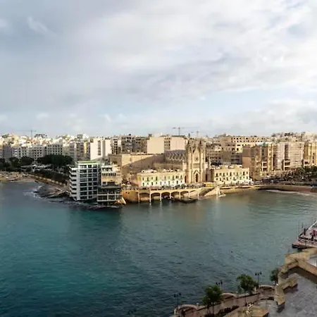 Seafront Penthouse Paradise Views Of Balluta Bay