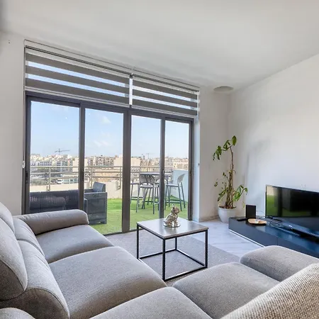 Seafront Penthouse Paradise Views Of Balluta Bay 公寓