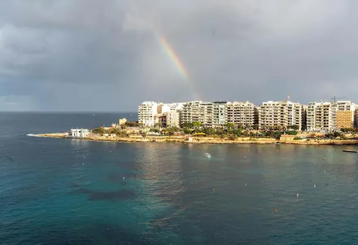 Seafront Penthouse Paradise Views Of Balluta Bay