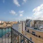 Seafront Penthouse Paradise Views Of Balluta Bay San Ġiljan