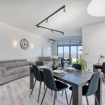Seafront Penthouse Paradise Views Of Balluta Bay * San Ġiljan